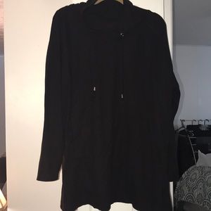 Lightweight black top